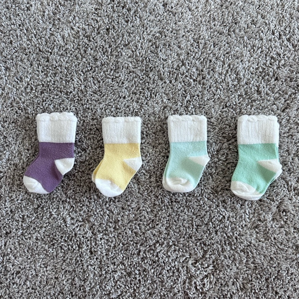 Set of 4 Baby Socks in Pastel Colors